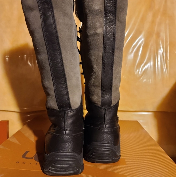 UGG Women's Adirondack Tall Waterproof Black - Picture 2 of 4